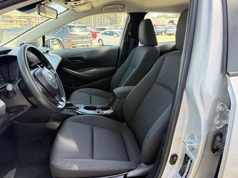 Used 2024 Toyota Corolla LE FWD image 26