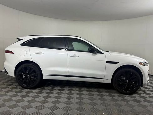 New 2026 Jaguar F-PACE R-Dynamic S image 11
