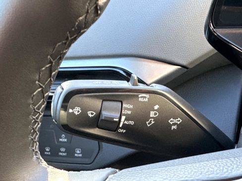 New 2026 Volkswagen ID.4 Pro image 28