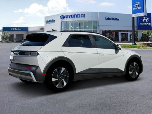New 2025 Hyundai Ioniq 5 SEL image 8