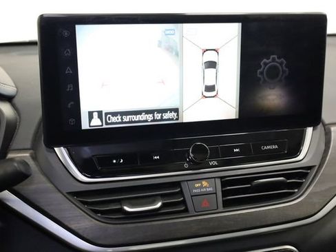 Used 2023 Nissan Altima 2.5 SL FWD image 22