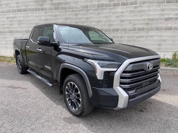 Used 2023 Toyota Tundra Limited AWD/4WD image 5