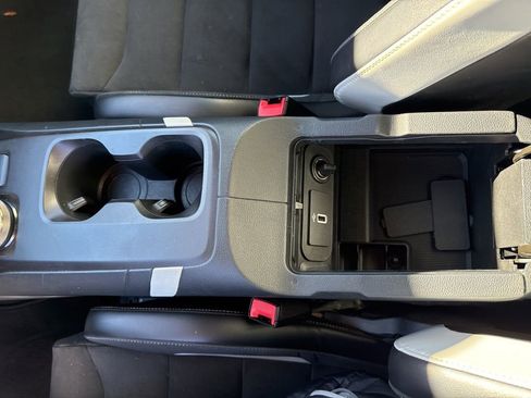 Used 2020 Ford Mustang Shelby GT500 w/ Technology Package image 28