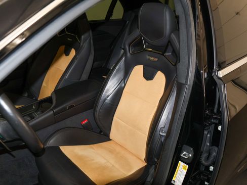 Used 2016 Cadillac CTS V w/ Carbon Fiber Package RWD image 13