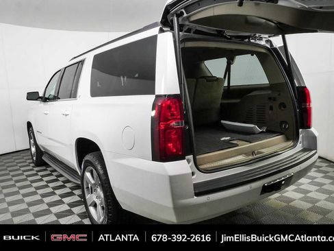 Used 2016 Chevrolet Suburban LT RWD image 35
