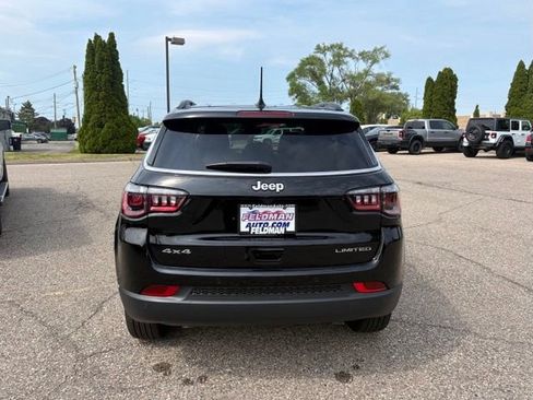 Used 2026 Jeep Compass Limited AWD/4WD image 4