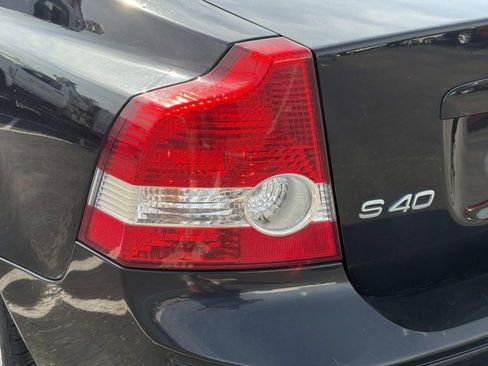 Used 2006 Volvo S40 T5 FWD image 10