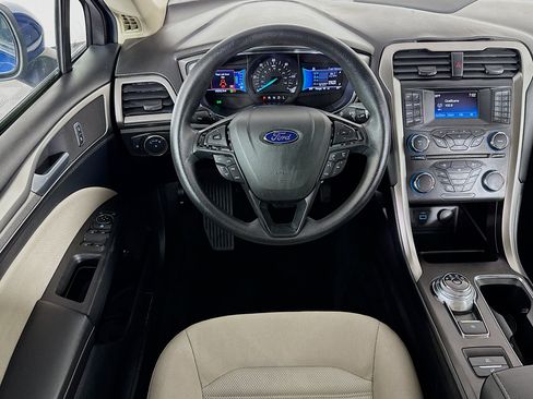 Used 2018 Ford Fusion S FWD image 16