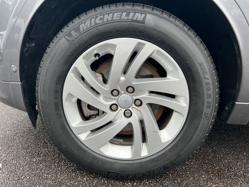 Used 2024 Land Rover Discovery Sport S AWD/4WD image 15