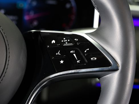 Used 2025 Mercedes-Benz S 580 S 580 4MATIC image 21