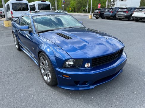Used 2008 Ford Mustang GT image 3