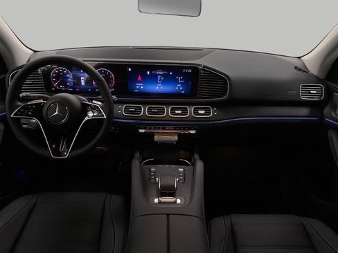 New 2026 Mercedes-Benz GLS 450 4MATIC image 22