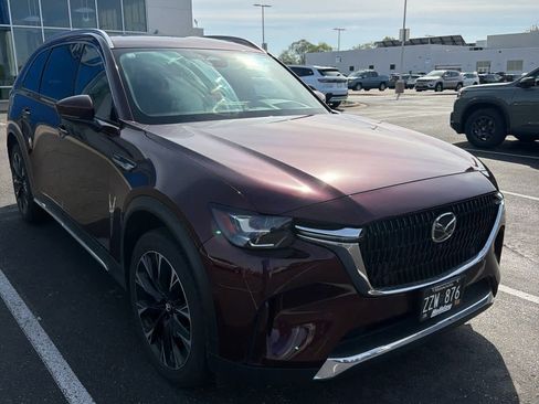 Used 2024 MAZDA CX-90 Plug-In Hybrid w/ Premium Plus AWD/4WD image 3