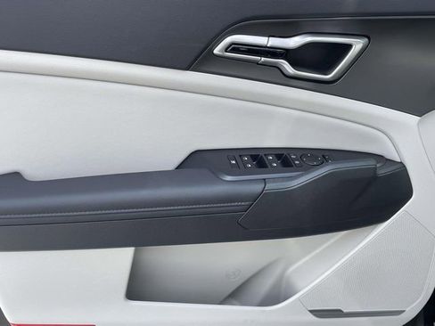 New 2026 Kia Sportage EX w/ EX Panorama Roof Package image 22