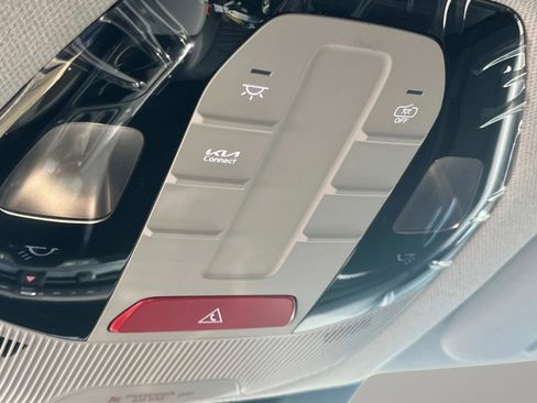 New 2025 Kia K4 EX image 29