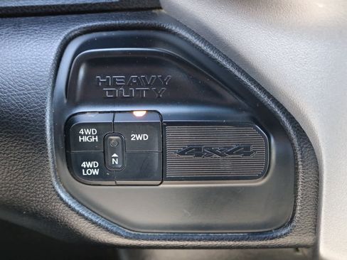 Used 2024 RAM 2500 Big Horn AWD/4WD image 21