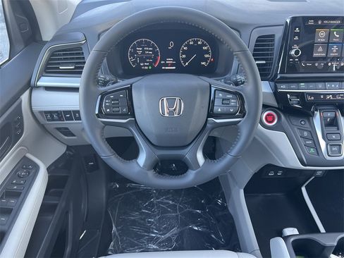 New 2026 Honda Odyssey EX-L image 12