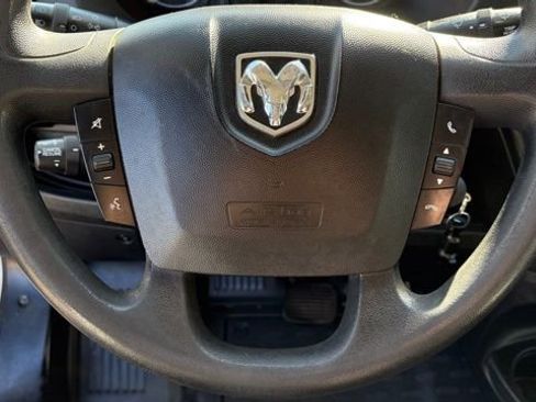 Used 2018 RAM ProMaster 2500 w/ Interior Convenience Group image 35