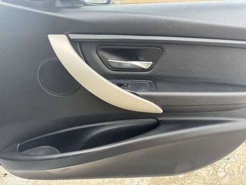 Used 2018 BMW 320i Sedan image 20