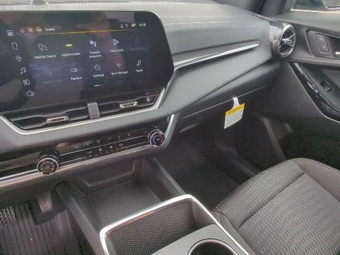 New 2026 Chevrolet Equinox LT w/ Safety and Technology Package FWD image 15