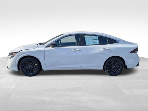 New 2026 Nissan Sentra SV w/ SV Convenience Package image 12