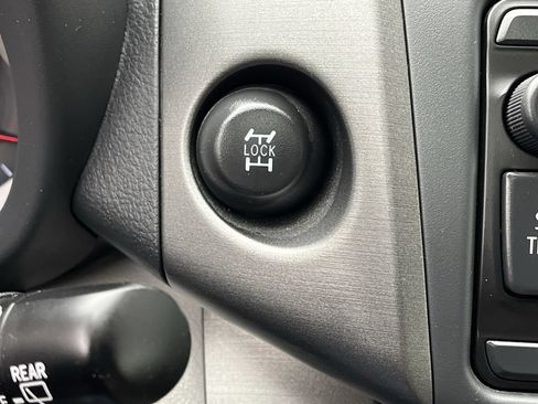Used 2012 Toyota RAV4 4WD w/ Upgrade Value Pkg image 13