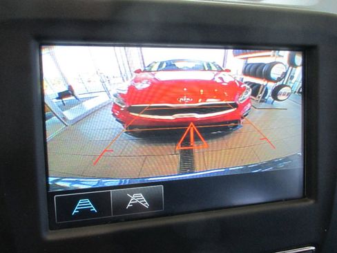 Used 2018 Chevrolet Equinox LT image 22