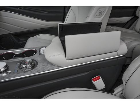 Used 2026 Genesis GV80 3.5T Prestige image 12