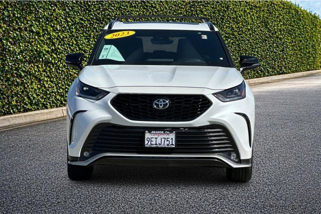 Used 2023 Toyota Highlander XSE AWD/4WD image 10