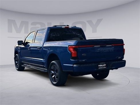 Used 2022 Ford F150 Lightning Lariat image 3