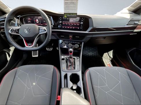 Used 2024 Volkswagen Jetta GLI 40th Anniversary Edition image 8