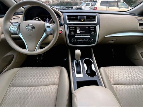 Used 2016 Nissan Altima 2.5 S w/ Power Driver Seat Package image 13