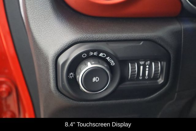 Used 2020 Jeep Wrangler Unlimited Rubicon AWD/4WD image 13