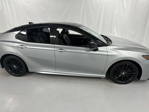 Used 2021 Toyota Camry XSE image 2