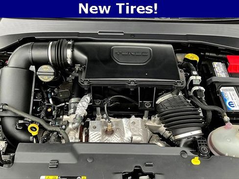 Used 2024 Jeep Compass Latitude image 32