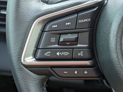 Used 2025 Subaru Outback Premium AWD/4WD image 24