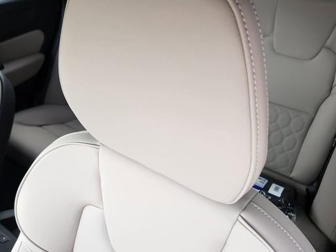 New 2026 Volvo XC60 T8 Plus w/ Protection Package Premier image 5