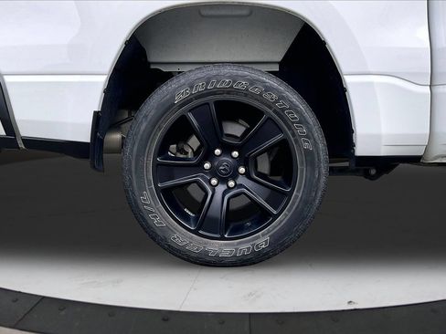 Used 2023 RAM 1500 Big Horn AWD/4WD image 35