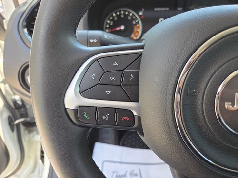 Used 2023 Jeep Renegade Altitude AWD/4WD image 28