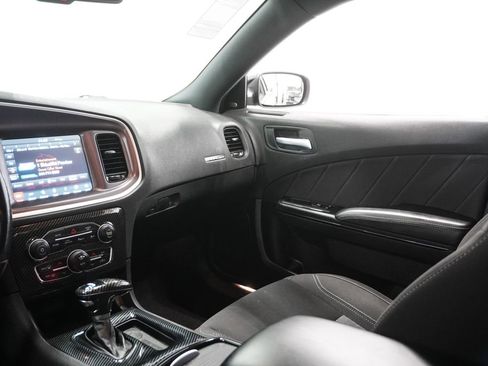 Used 2022 Dodge Charger SXT w/ Blacktop Package image 14