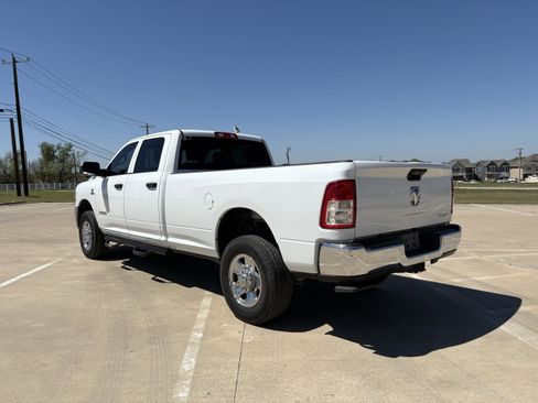 Used 2022 RAM 2500 Tradesman w/ Chrome Appearance Group image 3