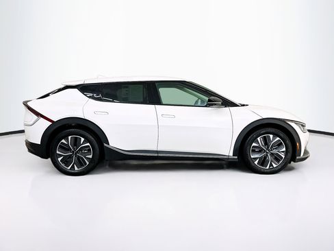 Used 2024 Kia EV6 Light AWD/4WD image 10