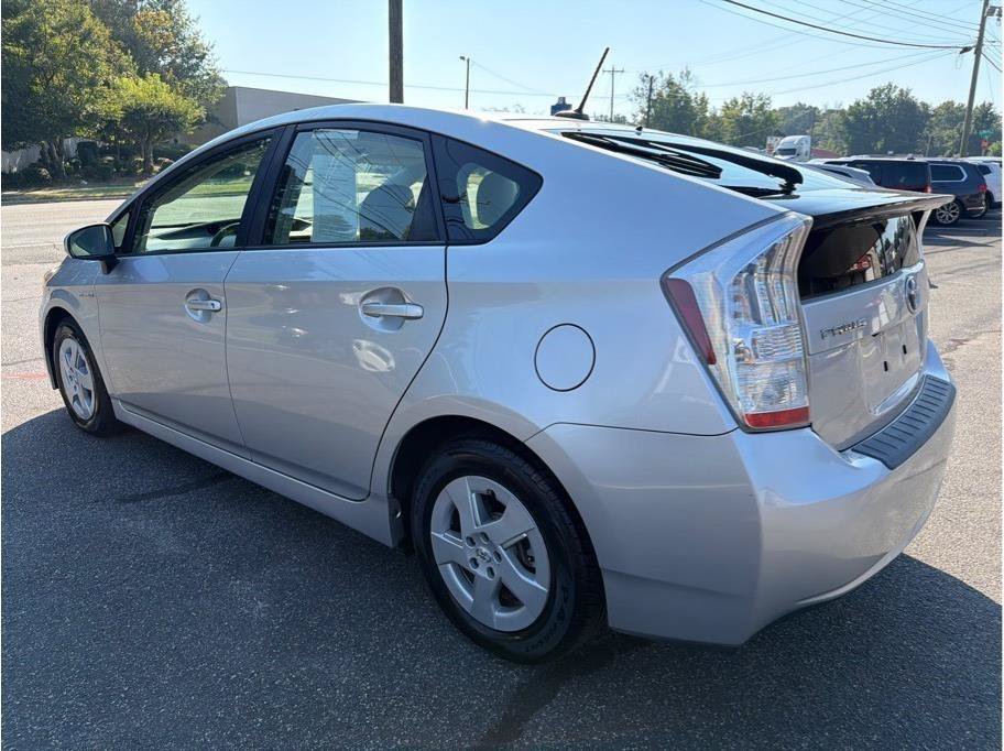 Used 2011 Toyota Prius Four w/ Navigation Pkg FWD image 4