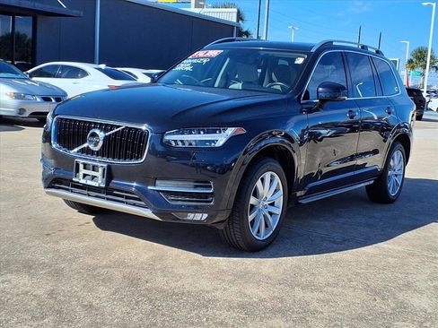 Used 2016 Volvo XC90 T6 Momentum w/ Momentum Plus Package image 2