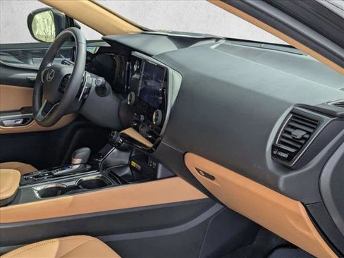 Used 2025 Lexus NX 250 NX 250 Premium w/ Towing Package (2000 Lbs) image 22