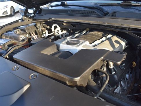 Used 2020 Cadillac Escalade Platinum image 44