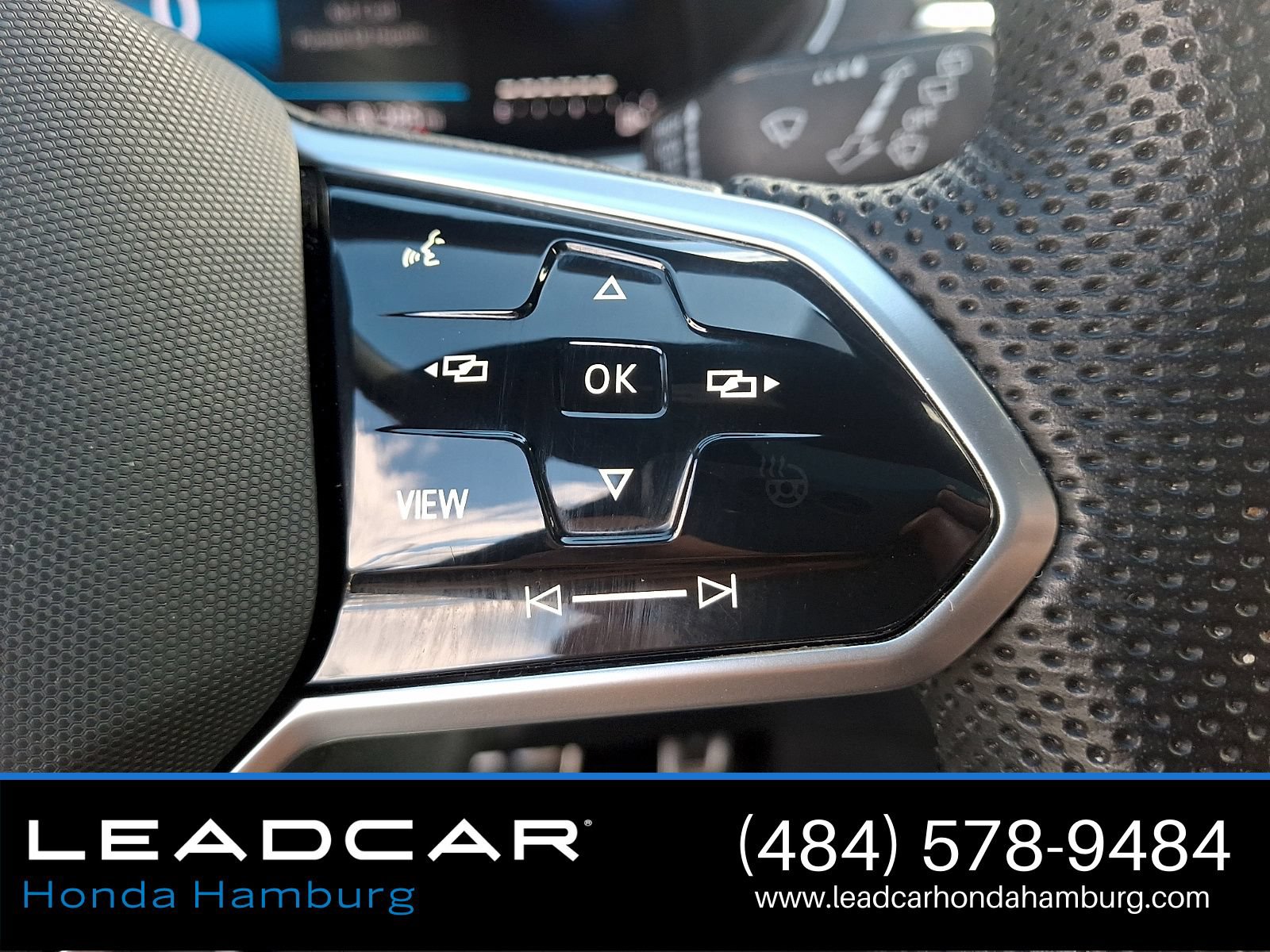 Used 2024 Volkswagen Tiguan SE R-Line AWD/4WD image 23