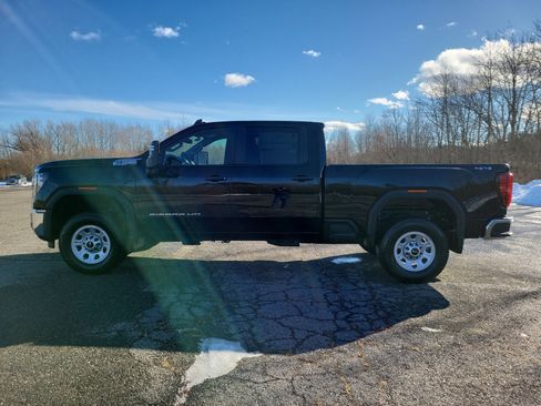 New 2026 GMC Sierra 3500 Pro w/ Convenience Package image 8