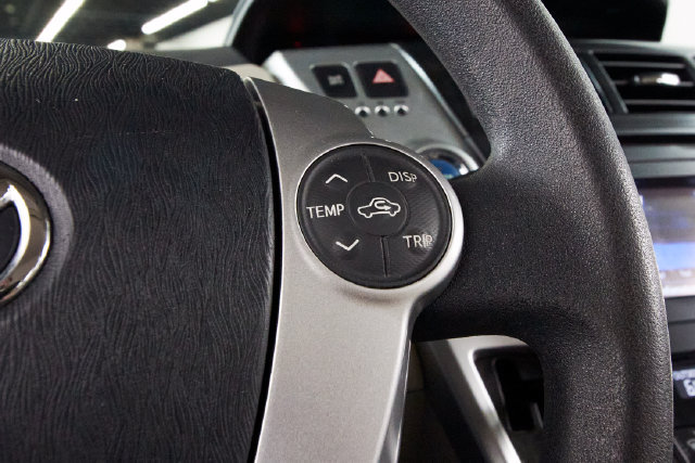 Used 2014 Toyota Prius V Three FWD image 19