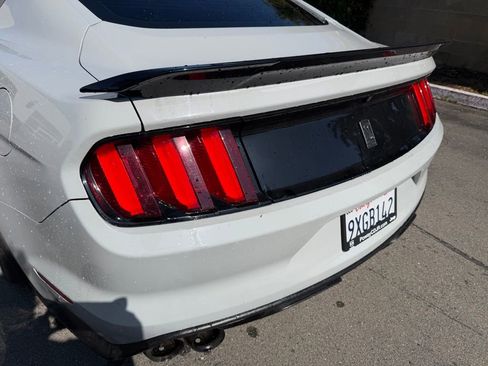 Used 2017 Ford Mustang Shelby GT350 w/ Electronics Package RWD image 12